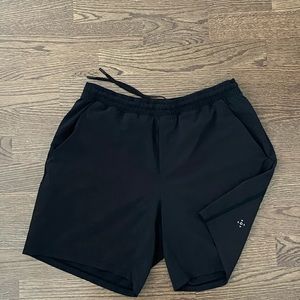 Lululemon 7” Pace Breaker with Liner Mens Large